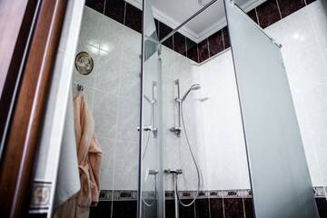 Фото номера Номер комфорт с 1 двуспальной кроватью Гостиница Омега г. Альметьевск 5